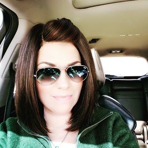 Meet your Posher, Tracie hahn
